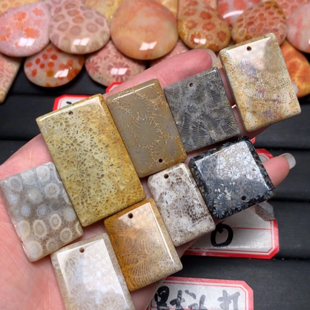 【闪购商品】硅化玉颈饰未镶嵌＆*