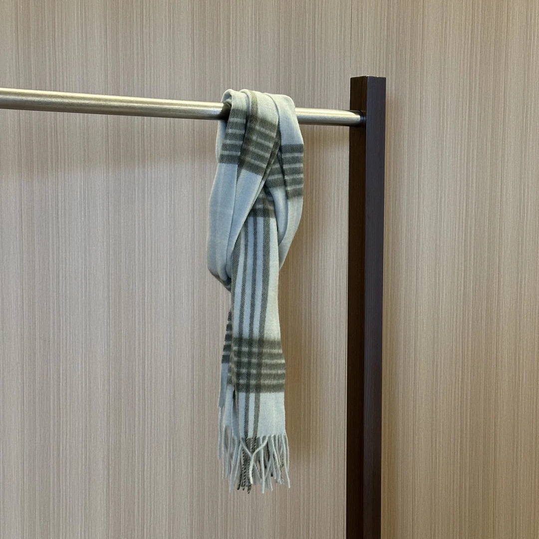 WMM薄荷格子撞色流苏羊毛围巾女士秋冬百搭时尚单品服饰配件