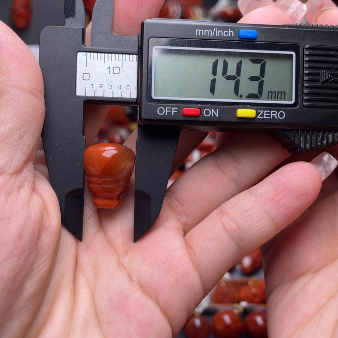 【闪购商品】南红玛瑙三通未镶嵌R***湘