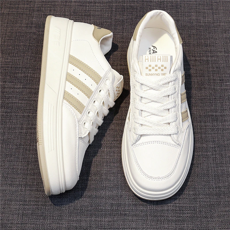 百搭厚底2025新款流行旅游运动板鞋夏季女款德训鞋透气软底女鞋