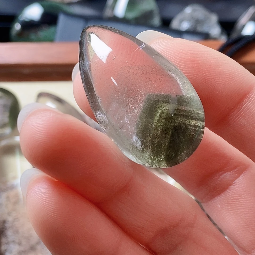 未镶嵌水晶颈饰绿幽灵千层