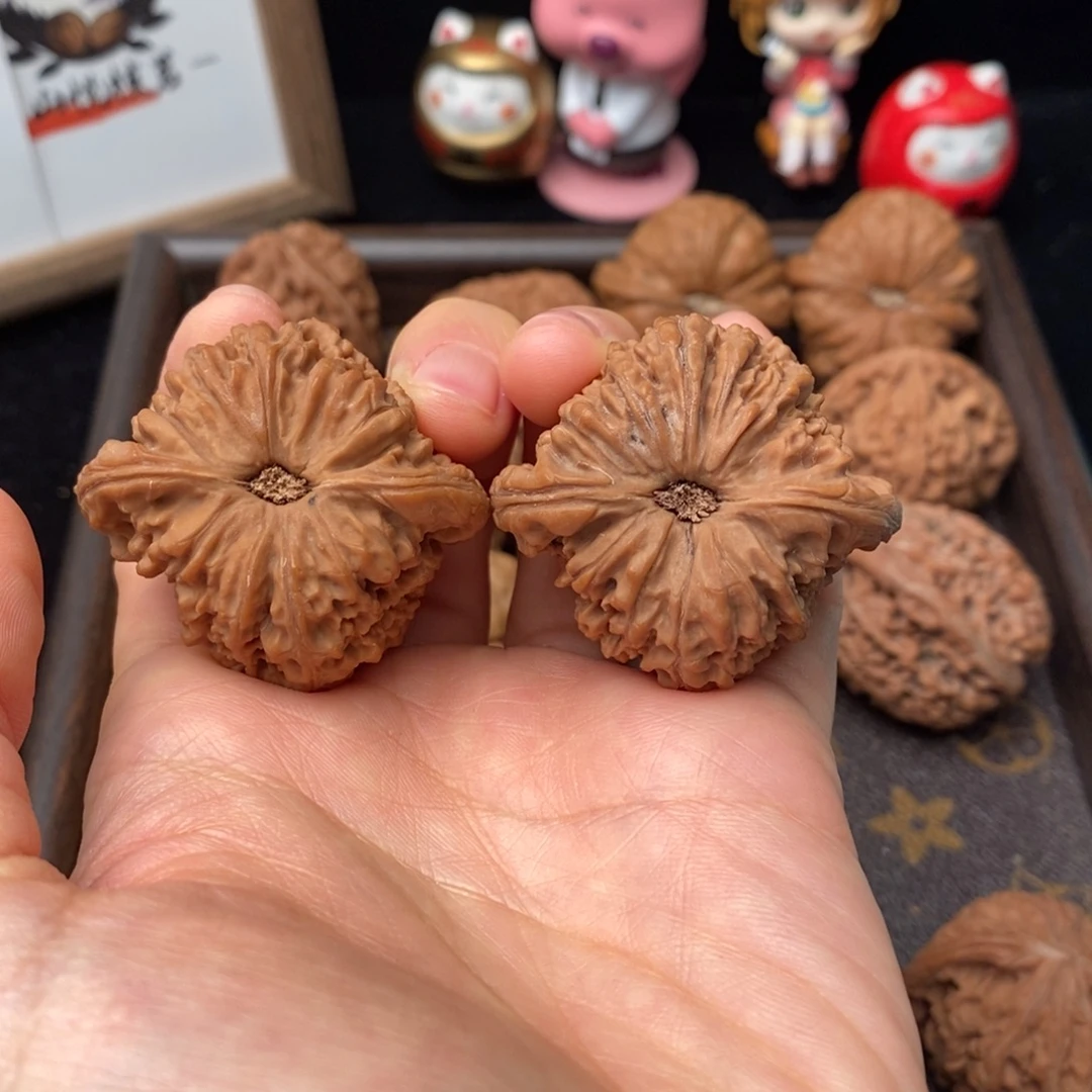文玩核桃吊坠南疆石全品