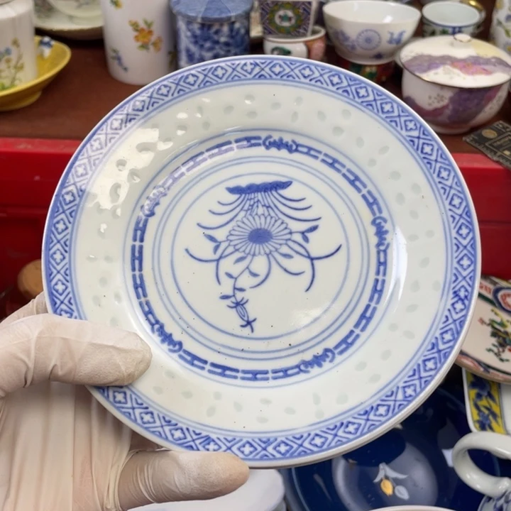 他家瓷器真美…开播的