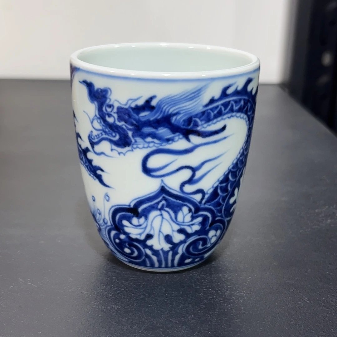 仿元龙穿花握手杯