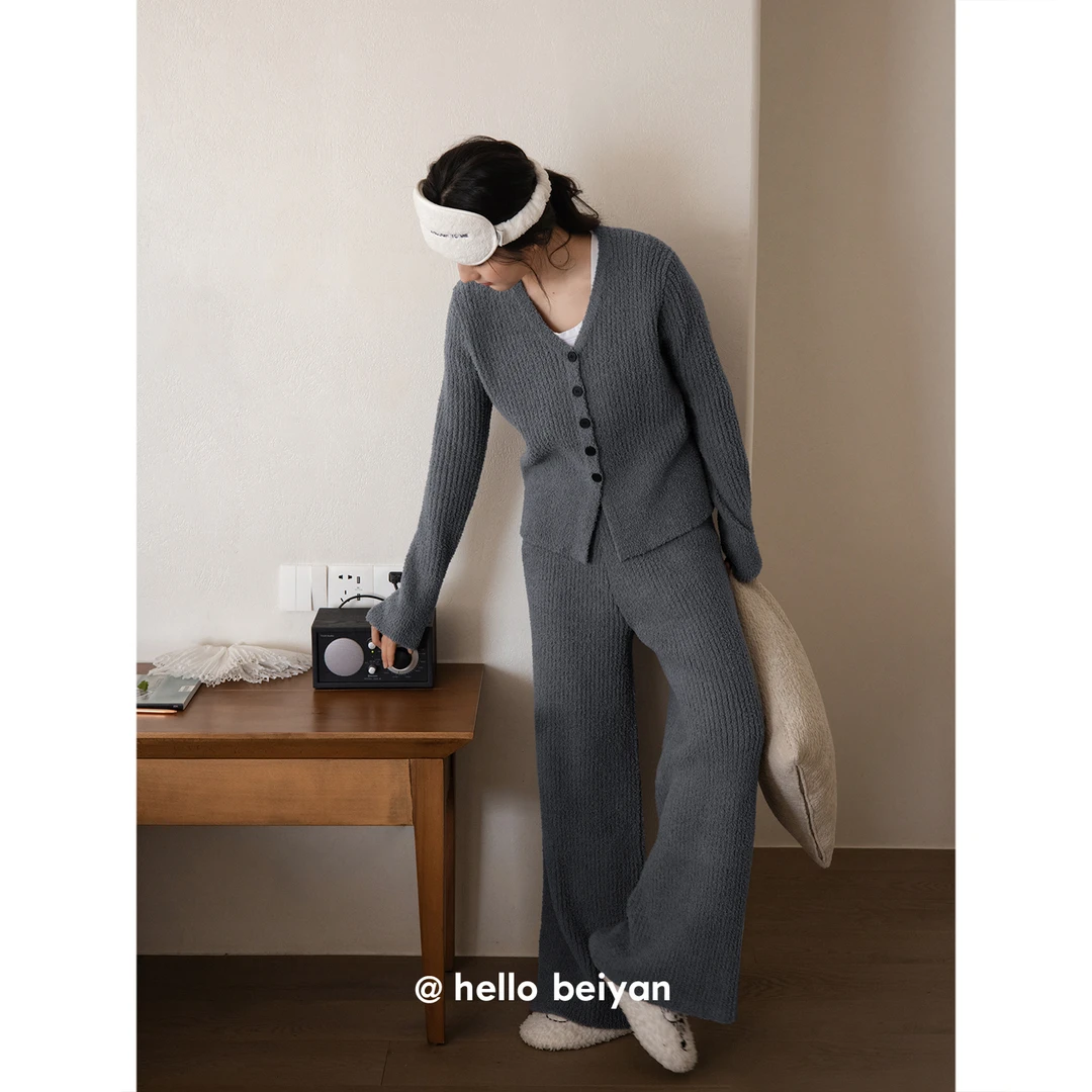 贝妍新款半边绒睡衣女秋冬珊瑚绒保暖套装气质V领显瘦少女家居服