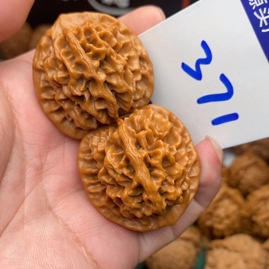 把件文玩核桃秦闷36