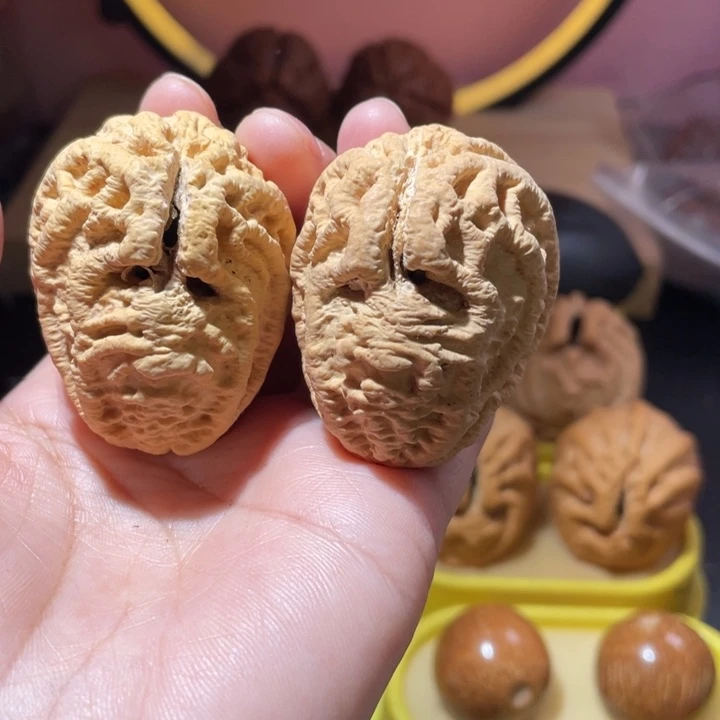 桃核把件鬼脸乾坤核