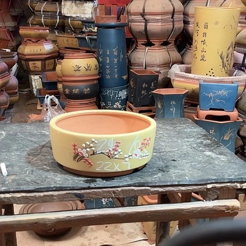 紫砂花盆圆盆一个