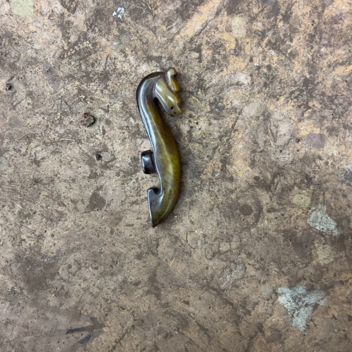 乡***化和田玉（黄玉）未镶嵌挂件