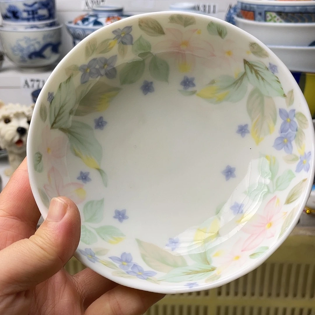 瓷片神****爱我不敢看电视看了你在看我看不