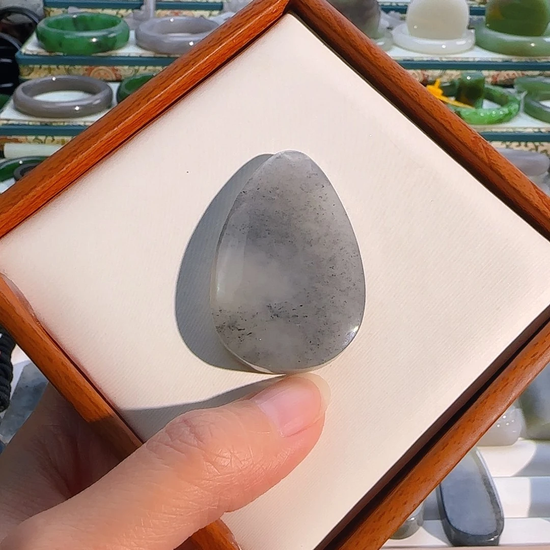 颈饰未镶嵌和田玉青花牌