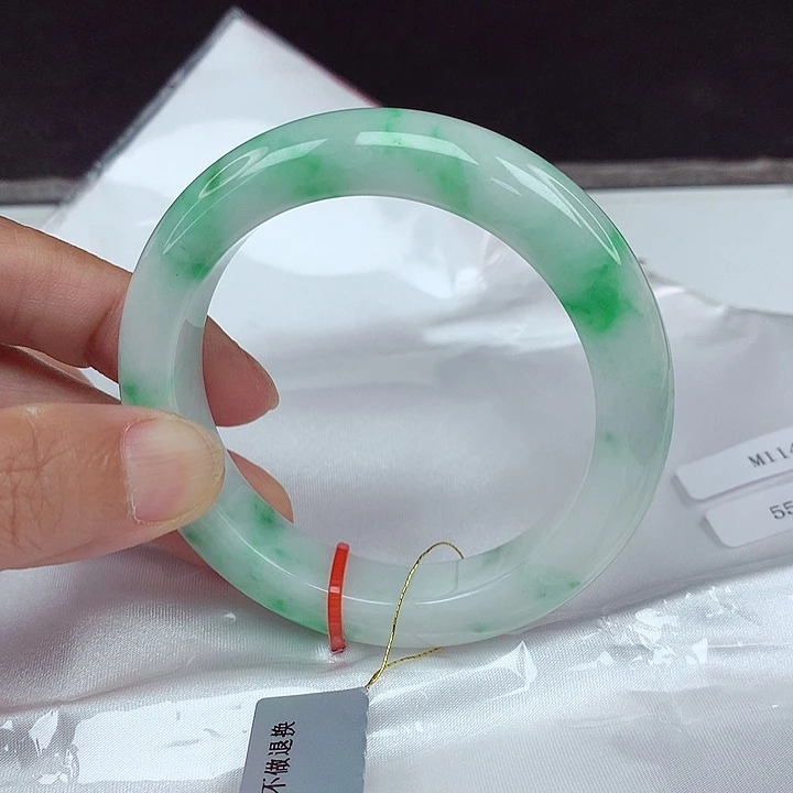 翡翠未镶嵌手镯55圈4958