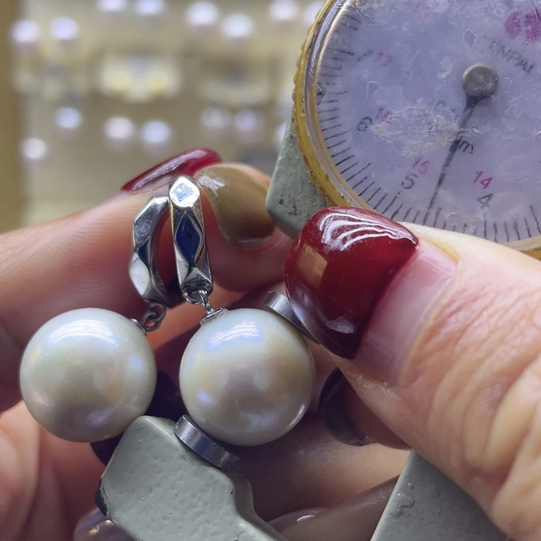 银S925镶嵌耳饰淡水珍珠