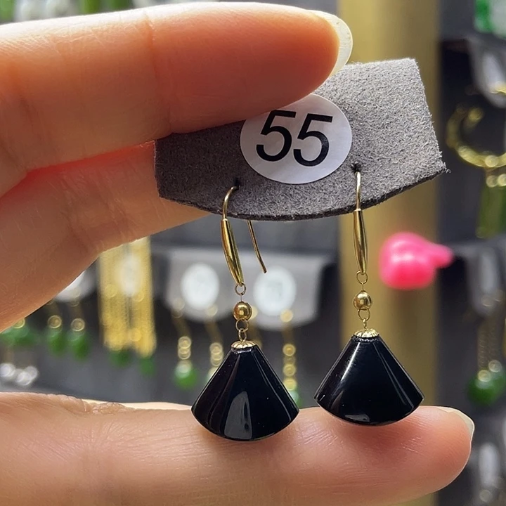 和田玉18K金镶嵌耳饰