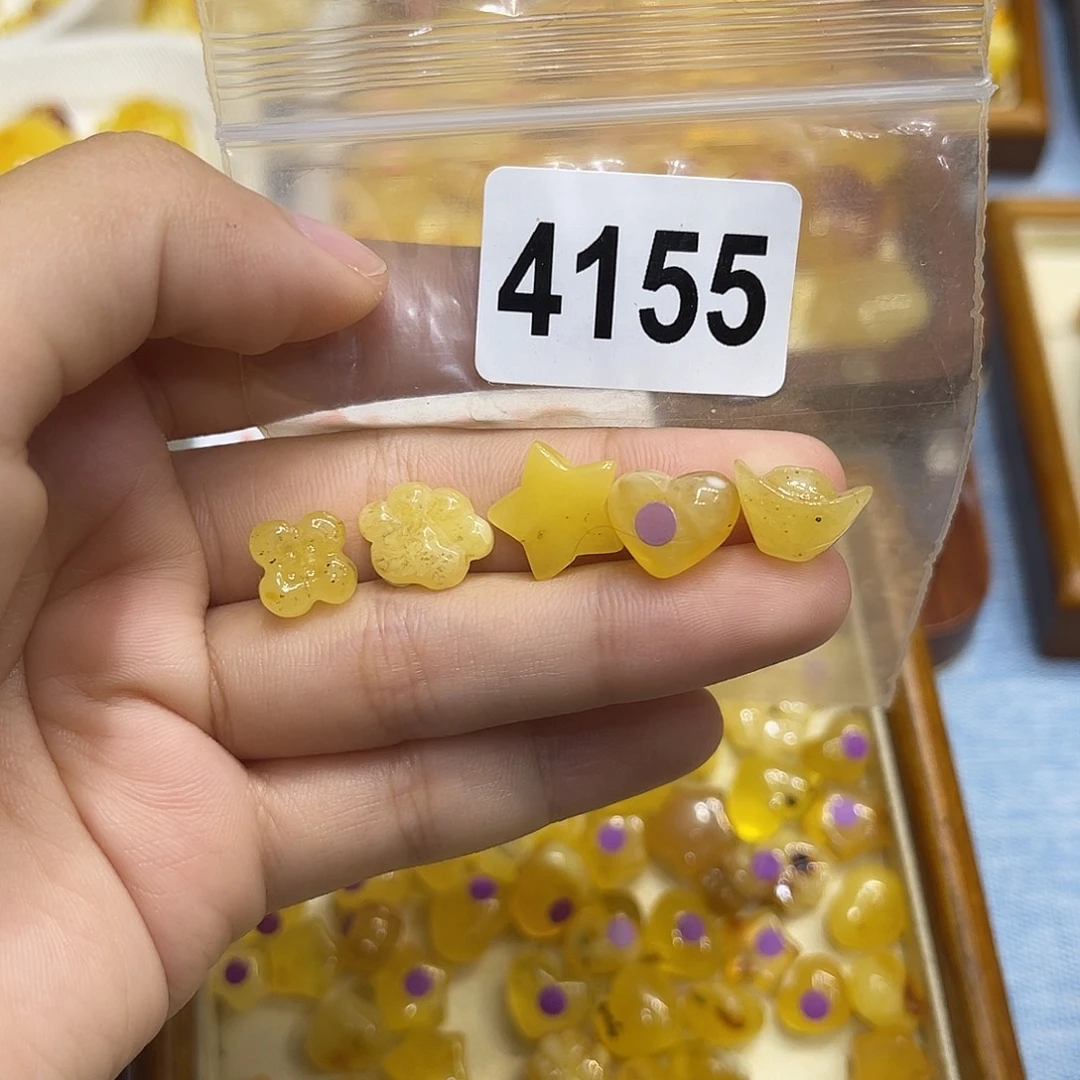 琥珀未镶嵌珠宝奇石