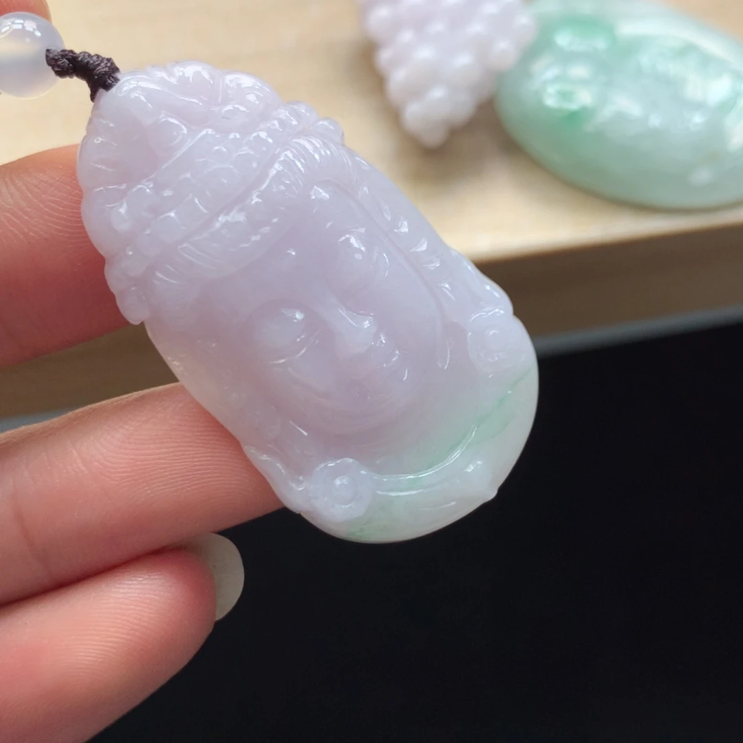 颈饰未镶嵌翡翠吊坠