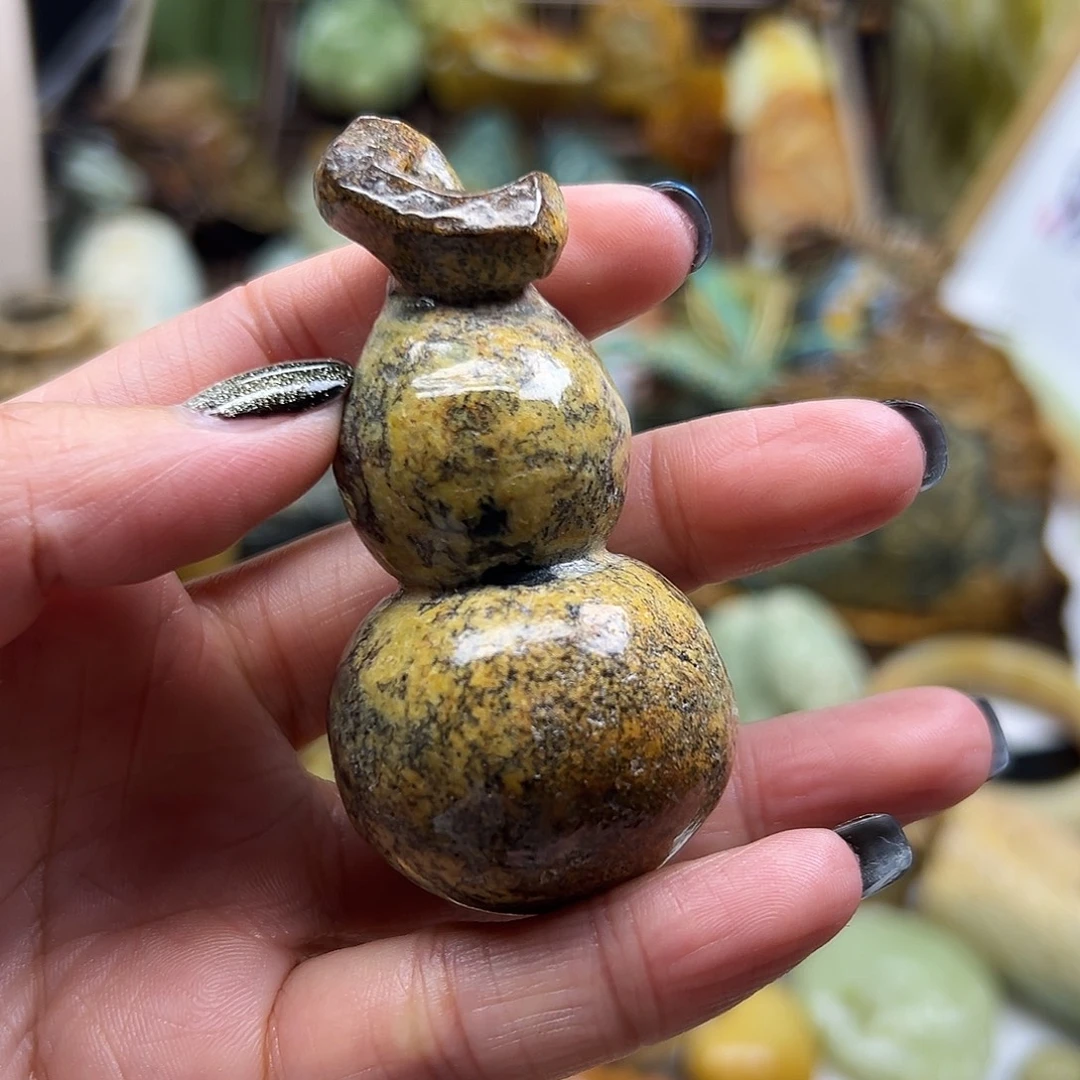 颈饰未镶嵌岫岩河磨玉（透闪石质玉）河磨玉葫芦手玩