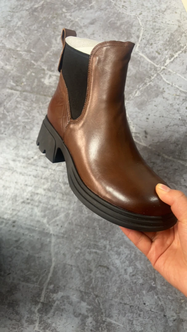 1135牛皮短靴孤品39