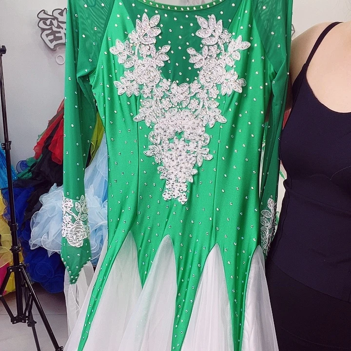 交谊舞的舞蹈动作和舞蹈动作