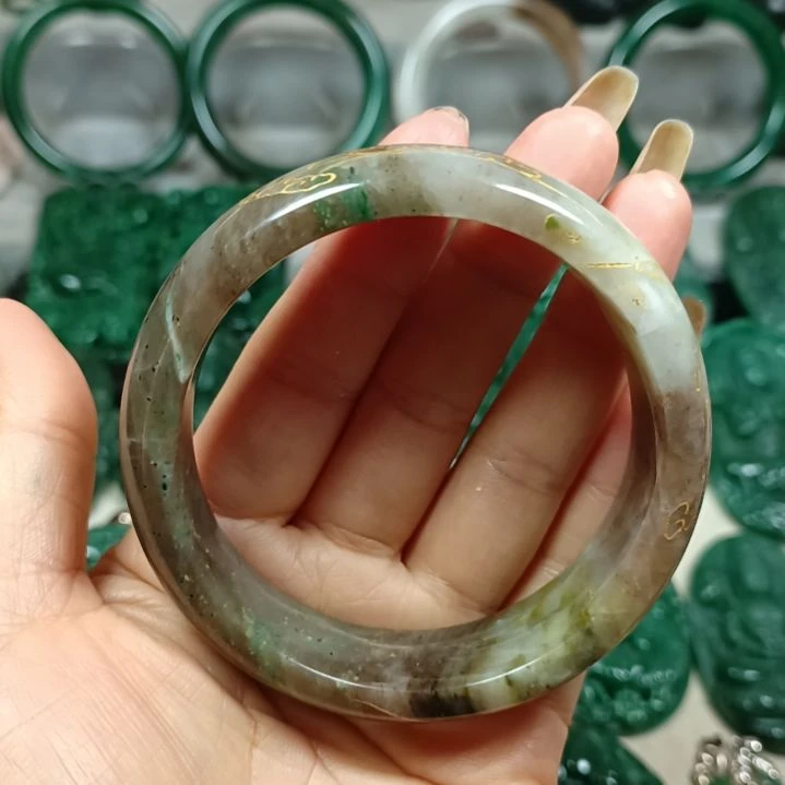 独山玉未镶嵌手镯61