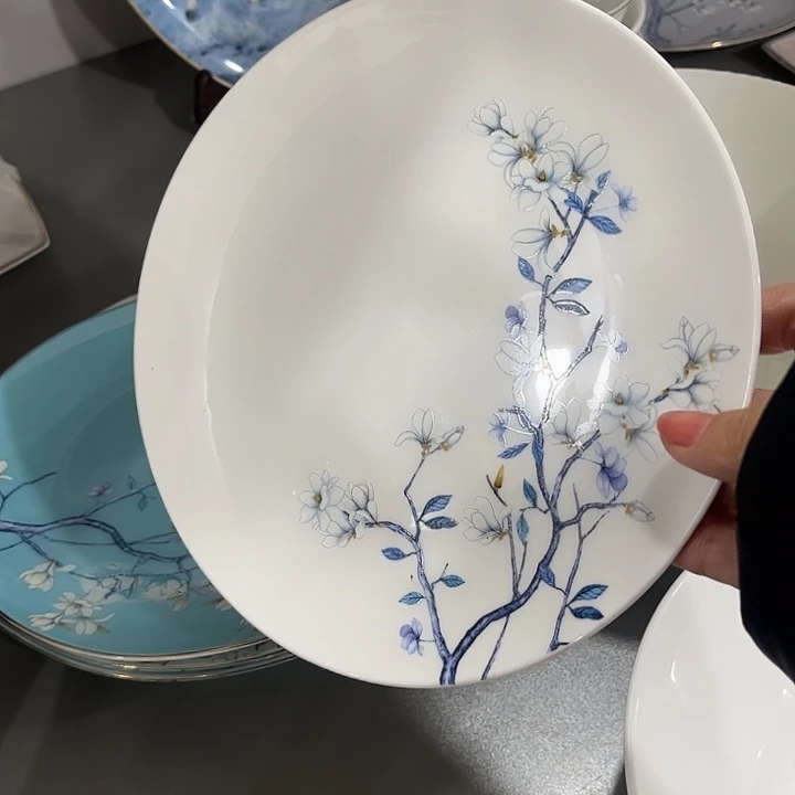 瓷片微瑕骨瓷月光盘一个玉兰