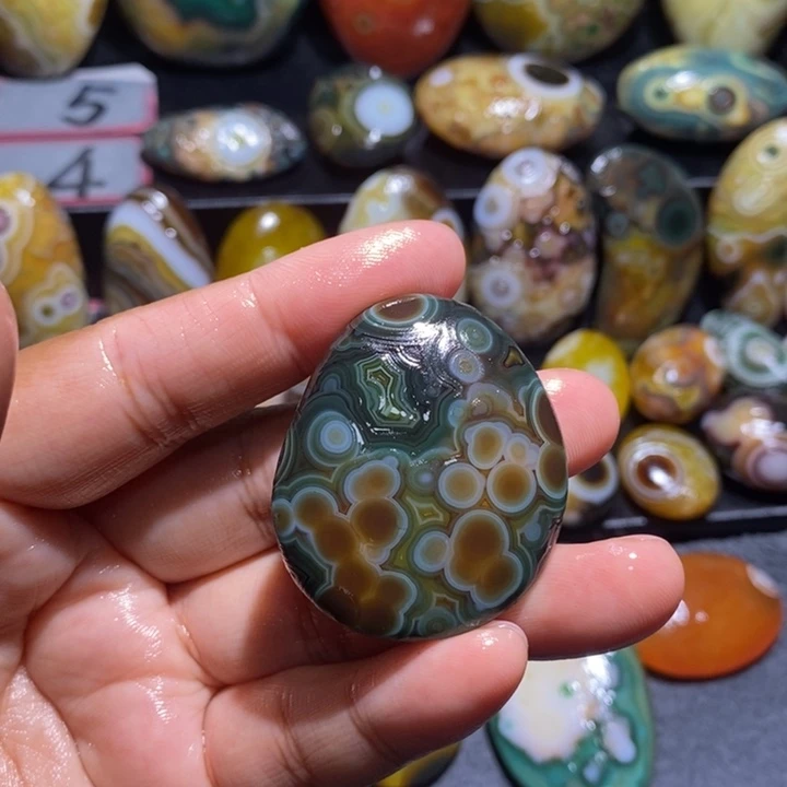 玛瑙/玉髓未镶嵌珠宝奇石115