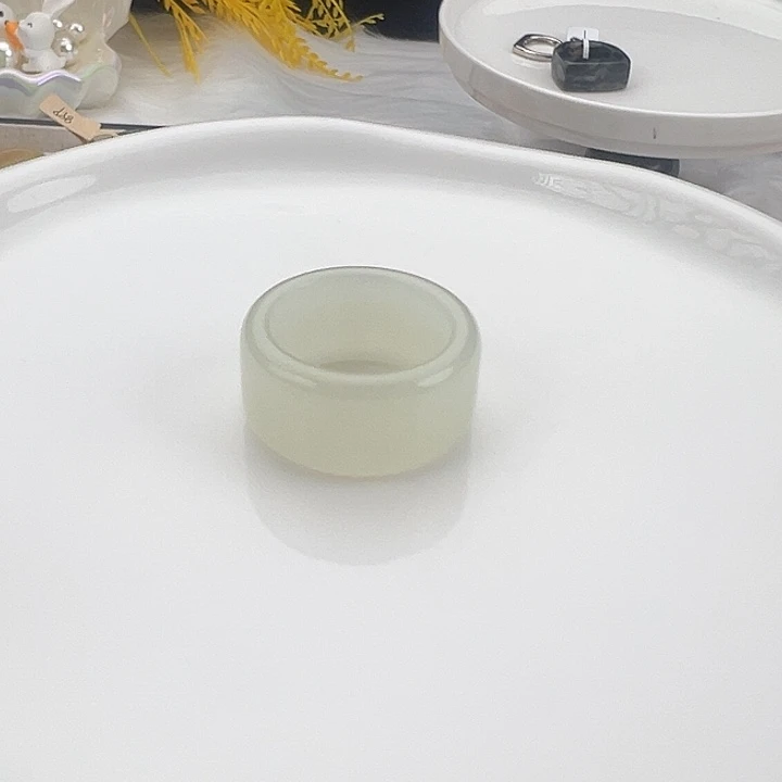 和田玉（糖玉）戒指未镶嵌18.8