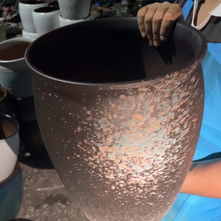 紫砂花盆口27高32瑕疵瑕疵
