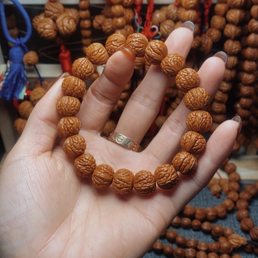 桃核吊坠龙纹桃枭