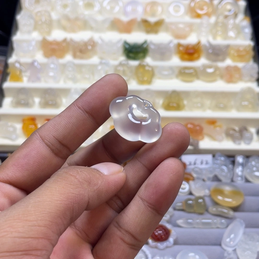 未镶嵌颈饰玛瑙/玉髓
