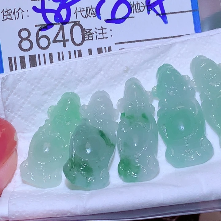叁***岁翡翠未镶嵌颈饰dd
