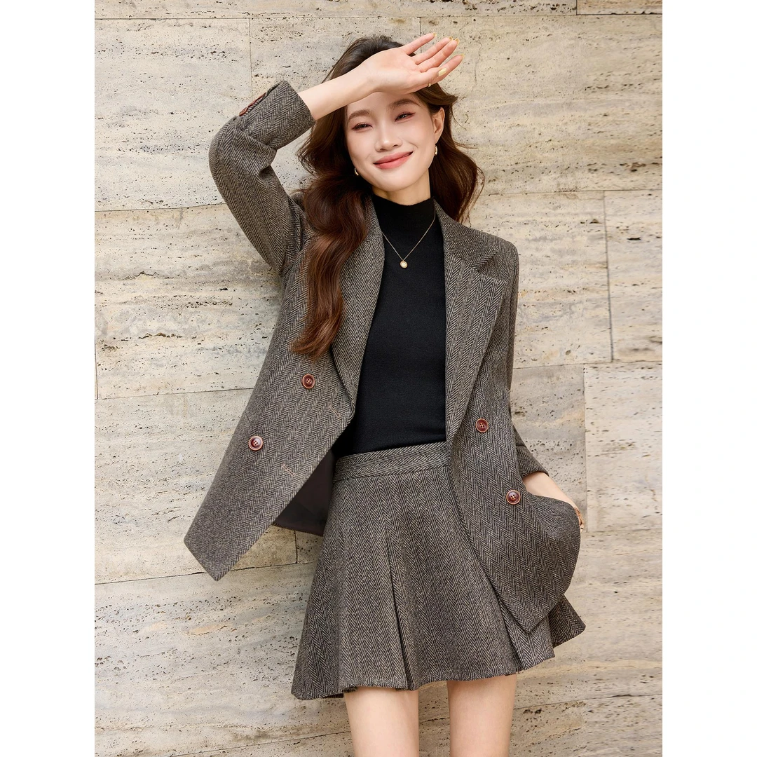 毛呢西装外套女2026新款春秋气质高级小个子百褶裙西服洋气高级感