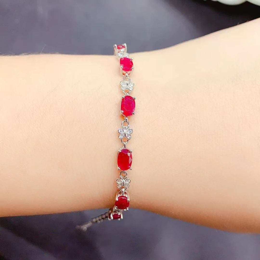 天然红宝石鸽血红 老烧红宝主石尺寸4x6mm 925银精镶 A596