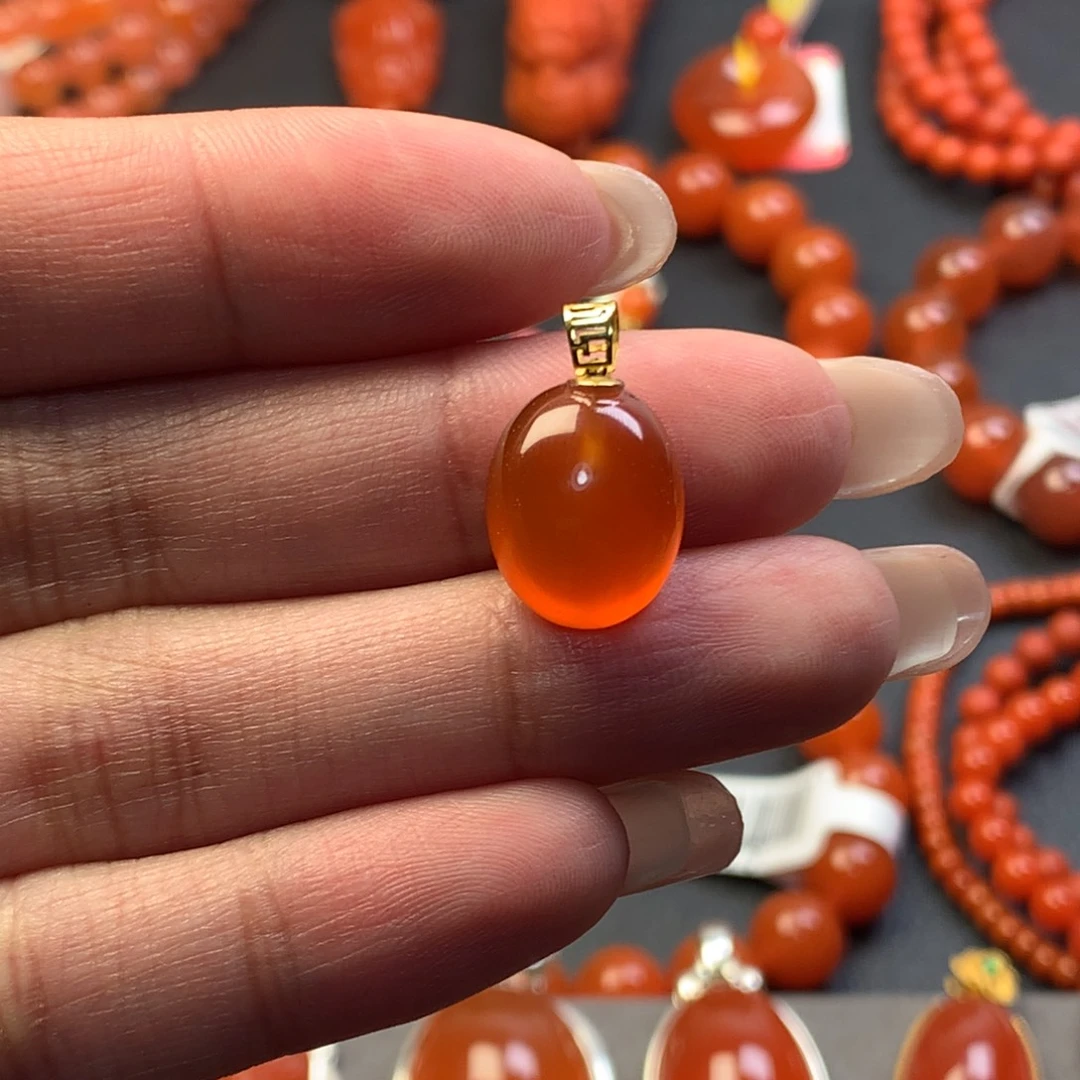 南红玛瑙18K金镶嵌吊坠(不含链)