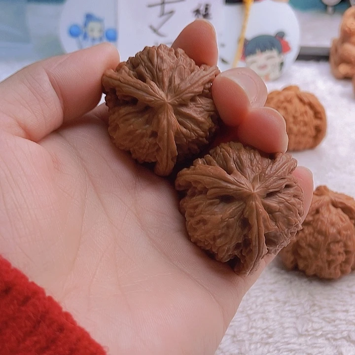 吊坠文玩核桃M*R三棱