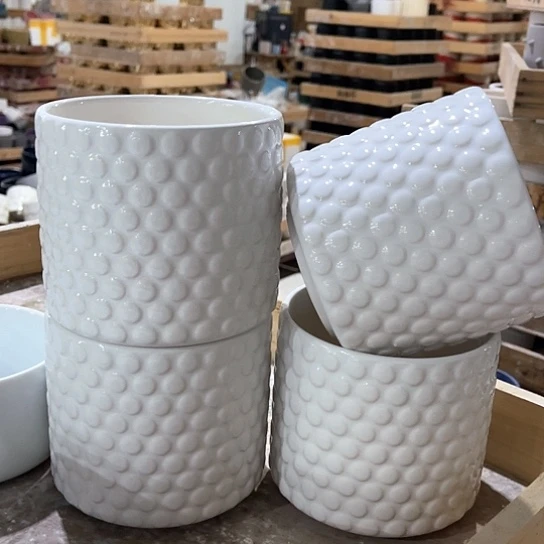 多肉绿植陶瓷花盆9.9包邮，有孔