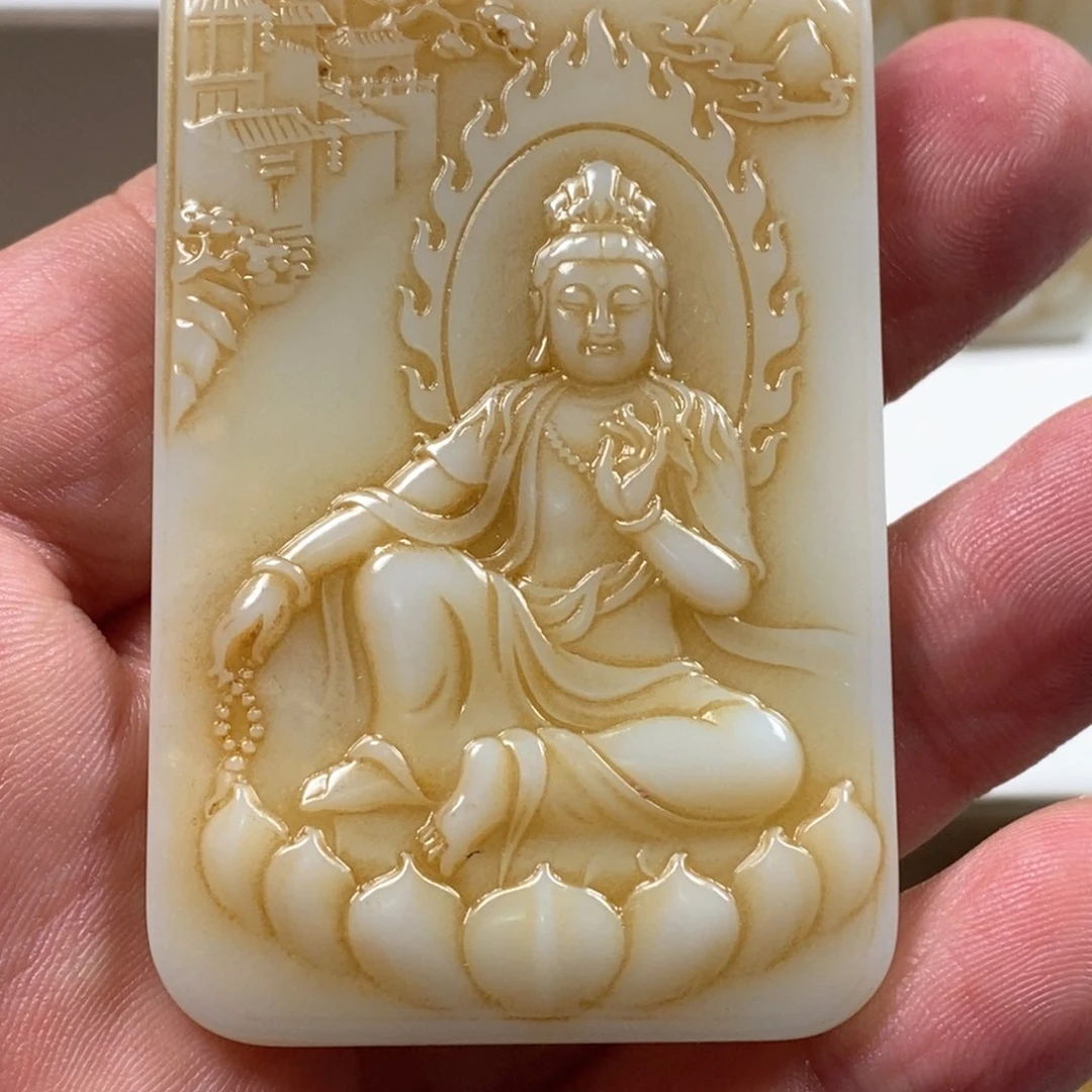 和田玉颈饰未镶嵌日**堂