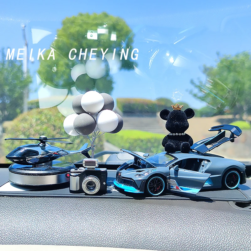 车载香水汽车内除异味太阳能飞机香薰摆件创意高档合金车模型饰品