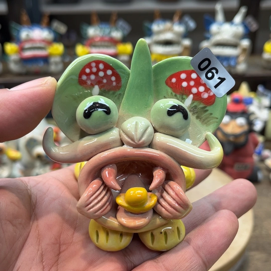 摆件纯手工抽象陶瓷摆件微瑕061