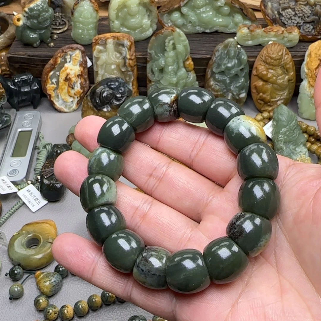 云***中岫岩河磨玉（透闪石质玉）未镶嵌珠宝奇石