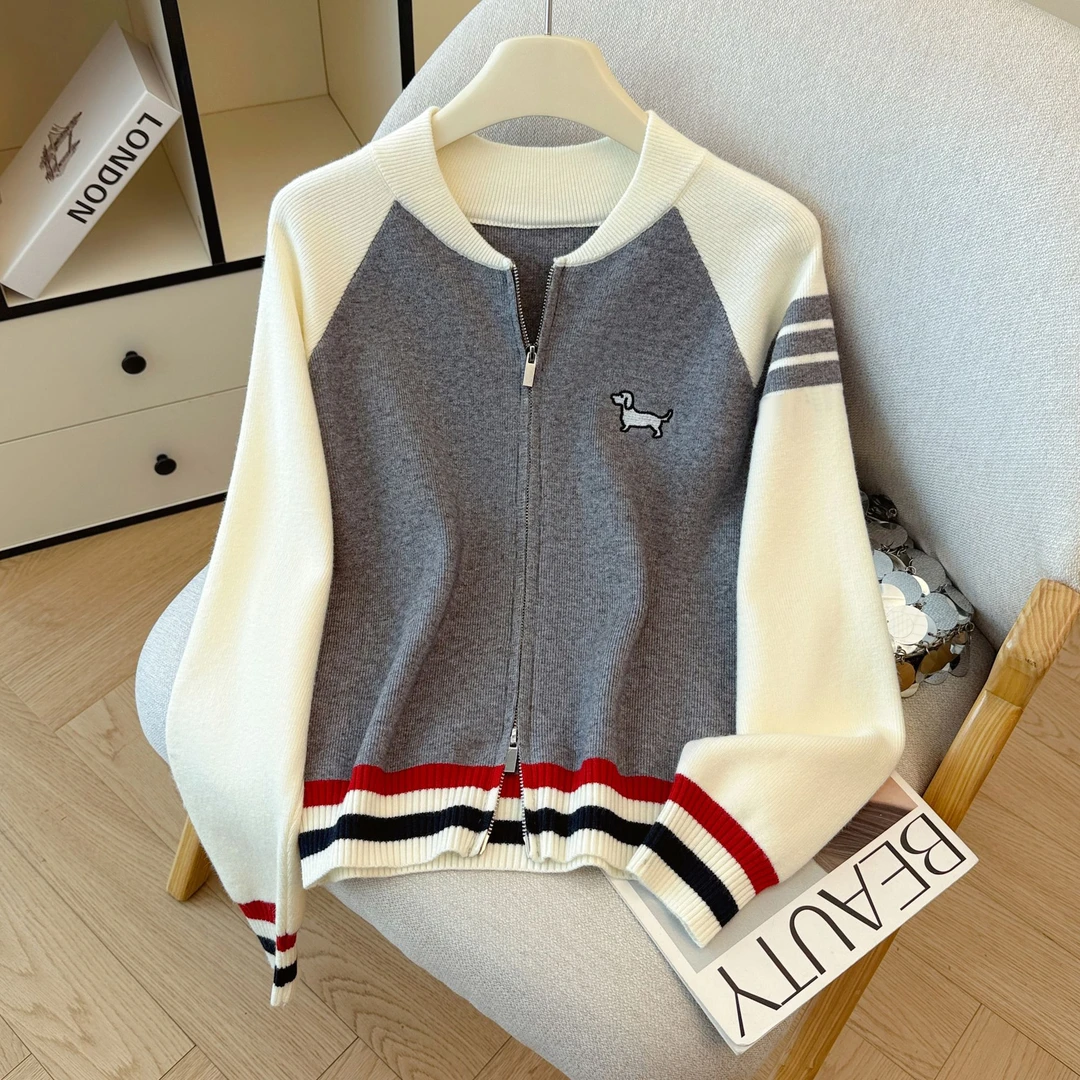 韩系学院风拼色小狗刺绣长袖拉链针织开衫女秋冬洋气减龄毛衣外套