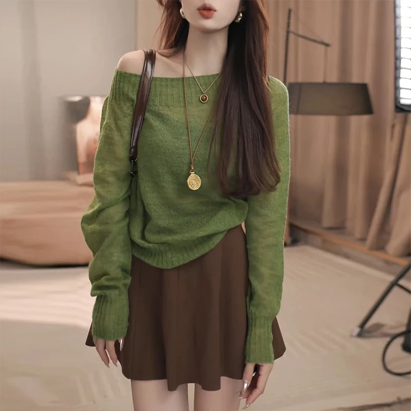 甜辣妹露肩长袖薄款针织衫女装秋季新款小心机毛衣宽松套头上衣潮