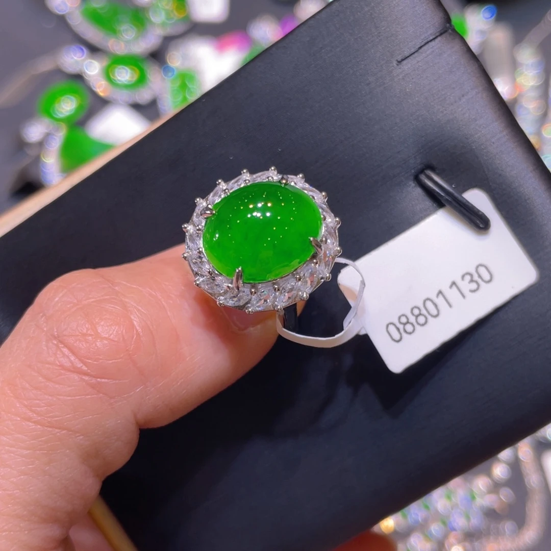 颜***心翡翠银S925镶嵌颈饰