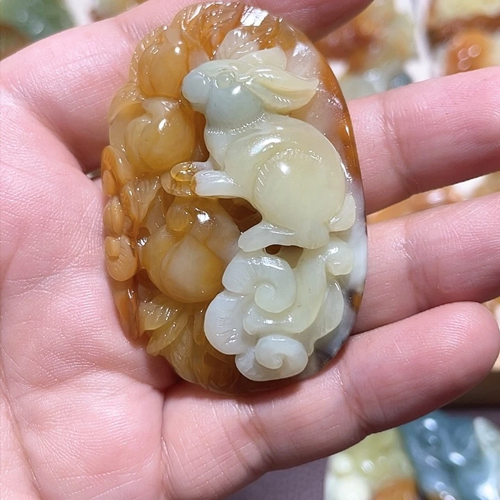 岫玉吊坠(不含链)未镶嵌白****4