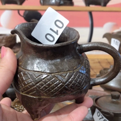 知*木有一点点的小姐姐