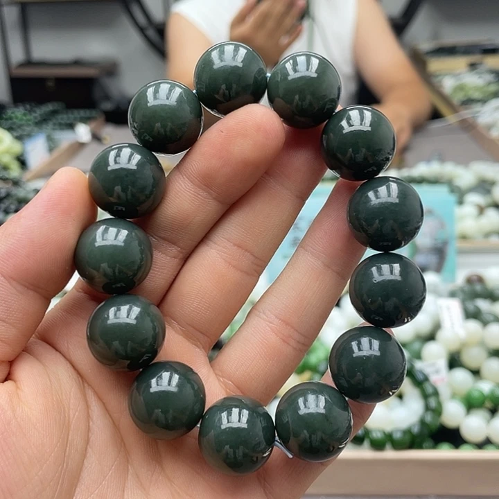 手链未镶嵌和田玉18