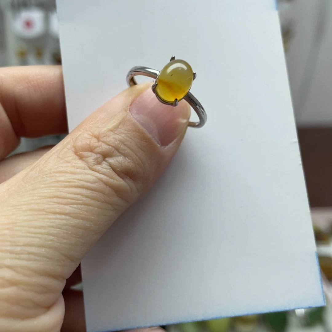 蛇纹石玉未镶嵌吊坠