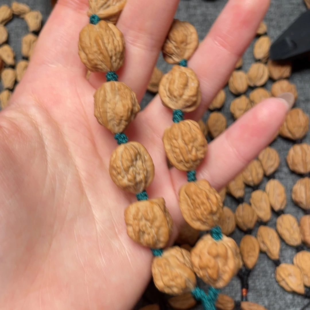 独***昱吊坠文玩核桃蛤蟆