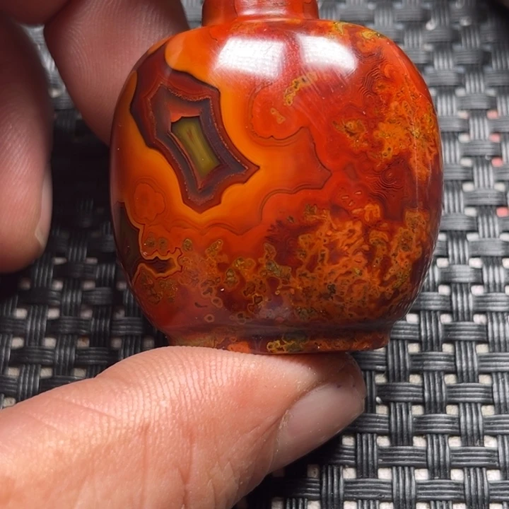 未镶嵌颈饰玛瑙/玉髓松****司