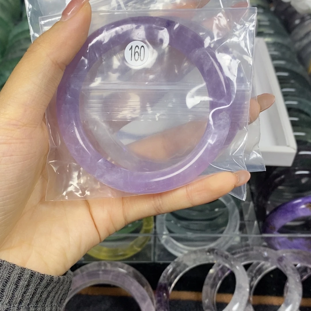 Z***g手镯水晶未镶嵌手镯